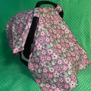 Personalice la funda del asiento del automóvil, la funda protectora para bebés, el toldo del asiento del automóvil y la funda protectora solar.