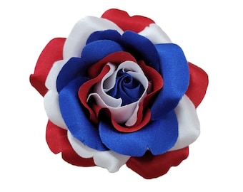 Broche de flor de satén rosa, rojo, blanco y azul de 3,5" de M&S Schmalberg. ¡Orgullo estadounidense, hecho en Estados Unidos!