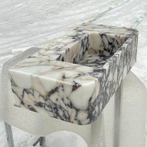 Calacatta Viola Marble Sink – Rectangular Polished Block Design for Luxury Countertop Vanities