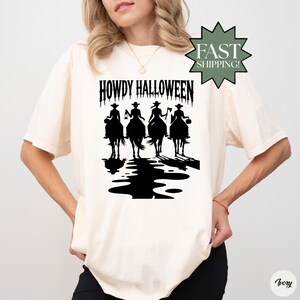 Howdy Halloween Comfort Colors T-Shirt: Western Cowboy Cowgirl