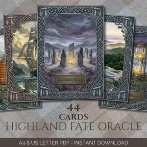 Peut inclure: Un jeu de 44 cartes Highland Fate Oracle présentant des illustrations détaillées de pierres levées, d'un voilier et d'un sablier. Chaque carte est encadrée d'une bordure grise de style celtique. Le texte indique 44 CARDS HIGHLAND FATE ORACLE.