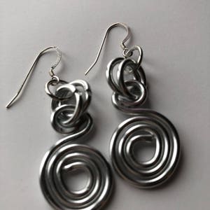 Small Silver Wire Earrings, Aluminum Wire Earrings, Light Weight, Handmade, Swirl Earrings, Drop Earrings, Dangle Earrings, gift for her
