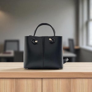Elegante bolso de mano de piel vegana negra con asa superior: bolso minimalista con estructura para mujer, bolso de hombro para uso diario, un regalo de lujo para ella.