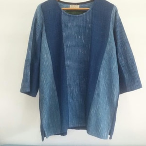 Blusa de algodão índigo natural feita à mão – unissex | 100% algodão orgânico | Vegano tingido com plantas | Moda Boho Chic | Artesanalmente feito na Tailândia