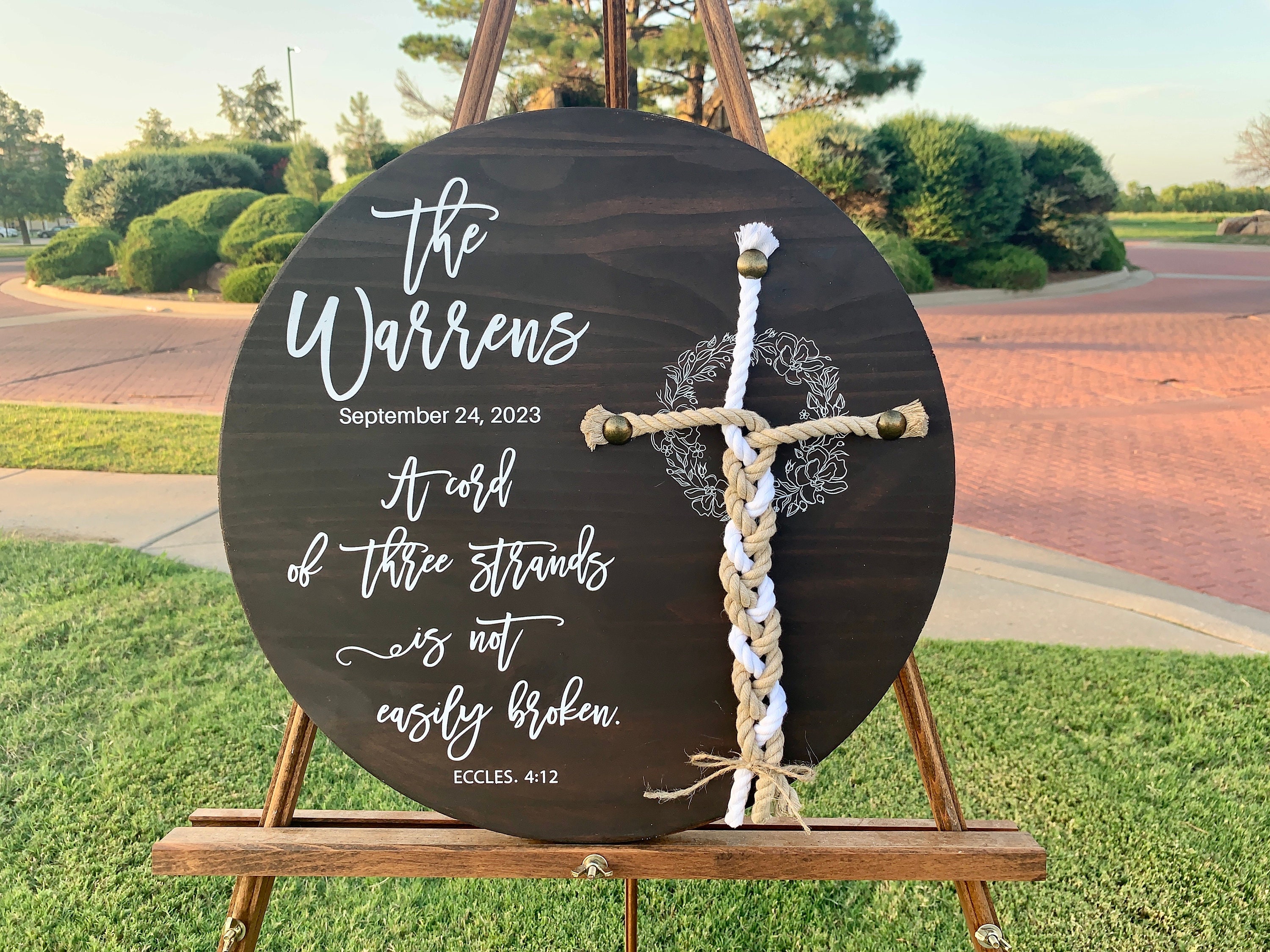 Round Unity Ceremony Sign, A Cord of Three Strands, Braided Wedding Sign,  Personalized Wedding Gift - Etsy, image size:3000x2250