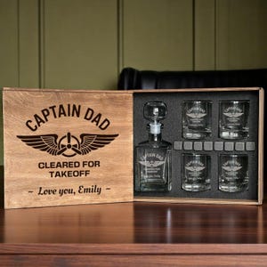 Fathers Day Gift, Pilot Gifts, Aviation Decanter, Gift for Husband, Airplane Gifts, Personalized Glass, Whiskey Decanter Set