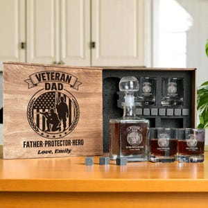 Military Dad Gift, Veteran Army Gifts, Engraved Rocks Glass, Army Gift, Deployment Gift, Custom Etched Glass, Whiskey Decanter Set