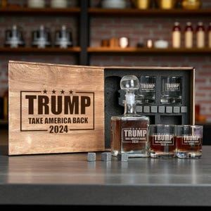 Trump 2024, Trump Whiskey Glass, Etched Whiskey Glass, Trump Vance, Gift For Republican, Trump Glasses Bourbon Decanter Whiskey Decanter Set