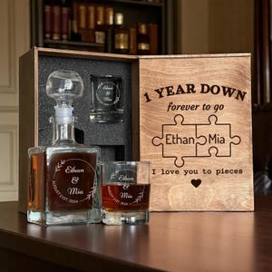 Primo anniversario, 1° anniversario, anniversario di matrimonio, regalo per il marito, bicchieri incisi personalizzati, set di bicchieri e decanter per whisky personalizzati