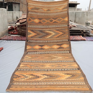 1940s Antique Kilim Runner Rug 8.10x3.10 Terracotta Vintage faded Afghan Handwoven Flatweave Tribal Runner Rug Oriental Wool Rug Bedroom Rug