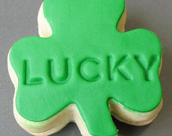 LUCKY SHAMROCK Petite Sandwich Cookies