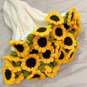 Sunflower Crochet Blanket: 3D Floral Afghan, Cottagecore Throw