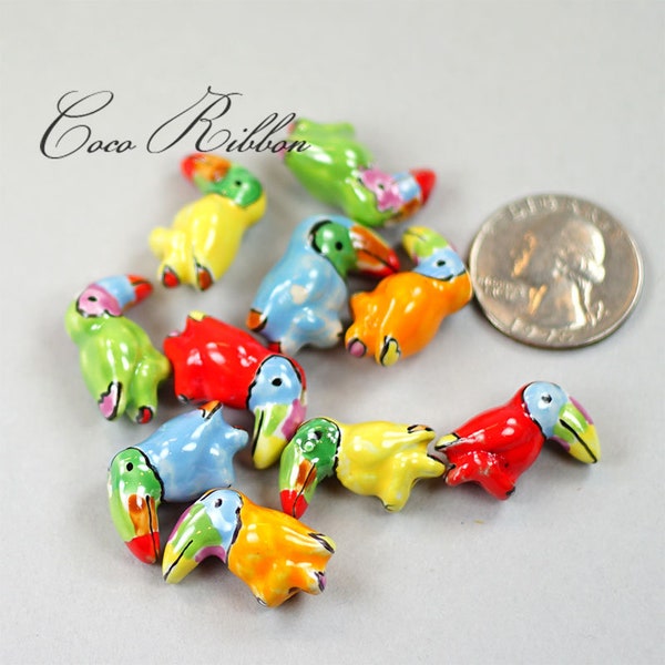 10 pcs 21x20mm Porcelain Ceramic Parrot Bird Beads - Handpainted D23