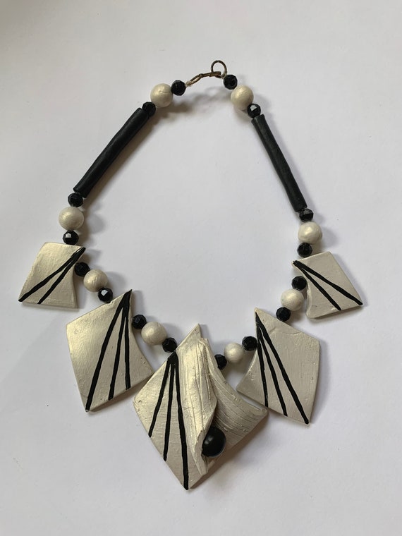80s Black & White Ceramic Necklace