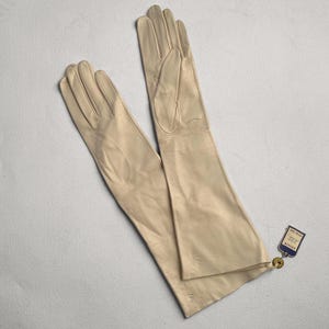 Vintage 50s Soft Leather Ladies Kid Gloves Kidskin Leather Mid-Length Dead Stock Original Tag Size 7