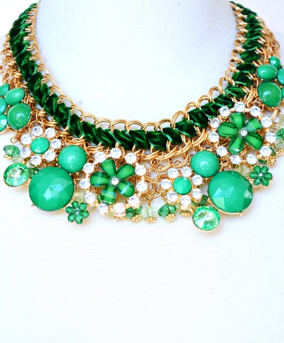 Vintage statement necklace online
