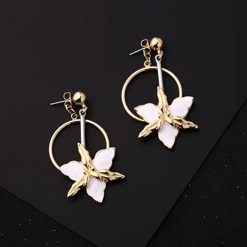 Party earrings Statement earrings Chandelier earrings Holiday earrings Wedding earrings Ear jacket