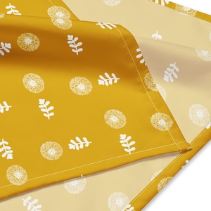 Glass Onion Ascot Bandana Yellow Scarf - Knives Out Detective Blanc Cosplay Costume Accessory