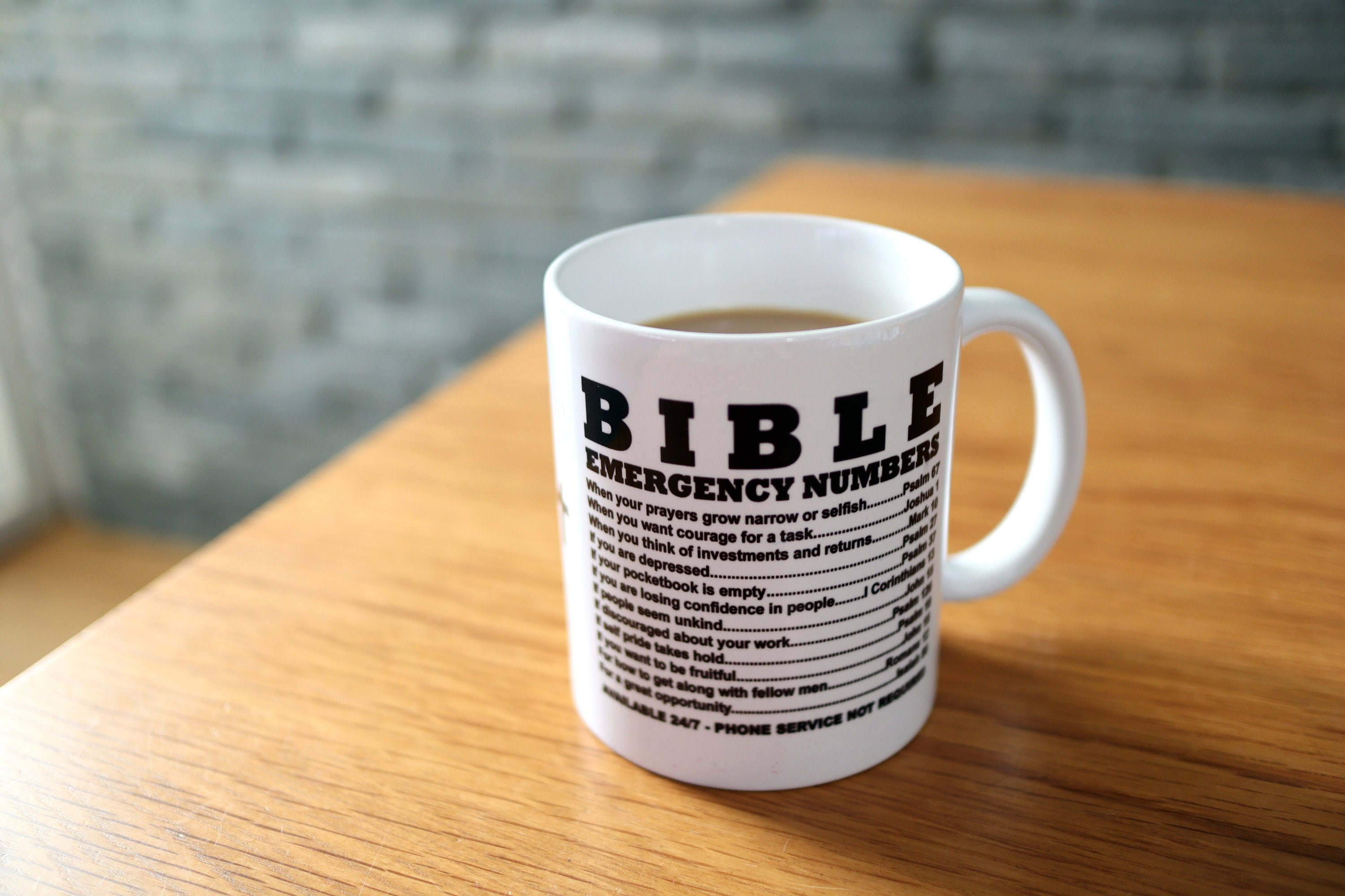 Set Regalo Tazza E Sottobicchiere Con Numeri Di Emergenza Biblica - Versetti Cristiani, Ideale Per Credenti