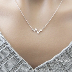 Heart Beat Necklace in Gold/Silver. Chevron Necklace. Minimalist Jewelry. Simple and Chic. Collarbone Necklace. Gift For Her PNL 140 image 5