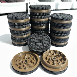 Magnetic Stuffed Cookie Herb Grinder