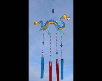 dragon wind chimes, stained glass chimes, dragon gift, yard ornament, garden art, gift for dad, gift for mom, dragon art, garden wind chimes