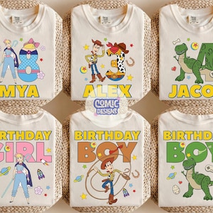 Puede incluir: Camisetas blanquecinas con gr&aacute;ficos y texto coloridos. Los dise&ntilde;os incluyen personajes de dibujos animados, n&uacute;meros y los nombres "Mya", "Alex" y "Jacob". Otras camisetas dicen "Birthday Girl" y "Birthday Boy".