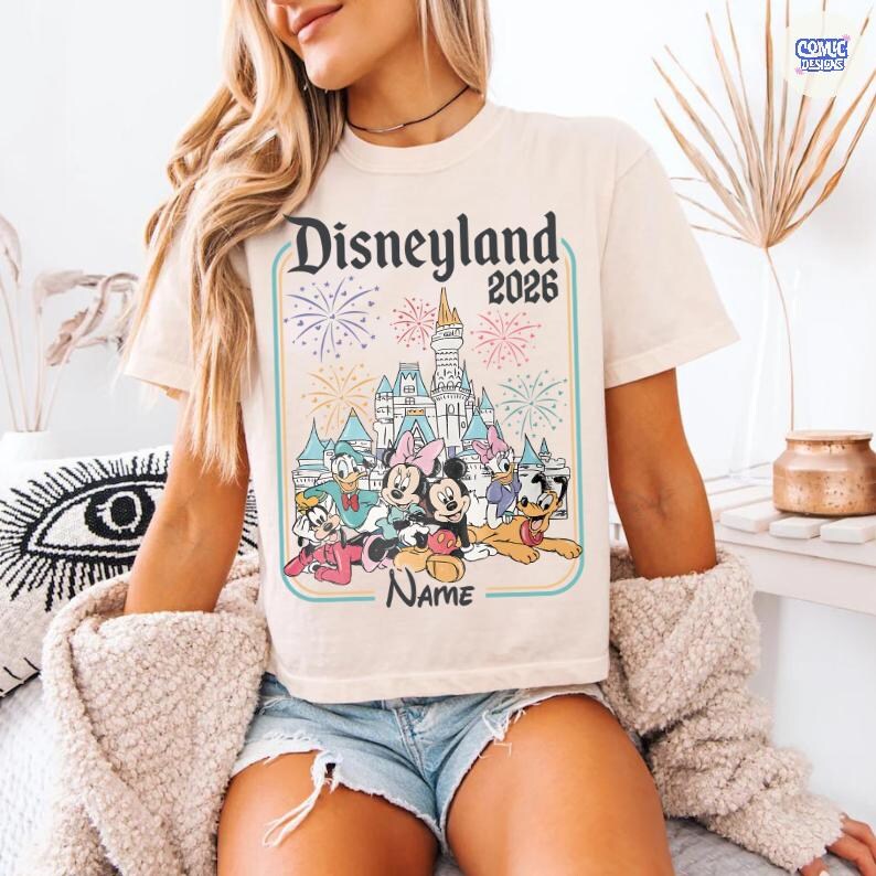 Custom Disneyland Mickey And Friends Shirts, Custom Name Disney Family 2026 Shirts, Retro Disneyland Trip Tee, Disney Family Vacation Shirts afbeelding 12