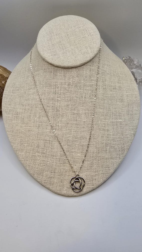 Sterling Silver Interlocking Circle Necklace – Mo… - image 2