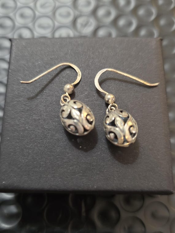 Sterling silver earring. View 5