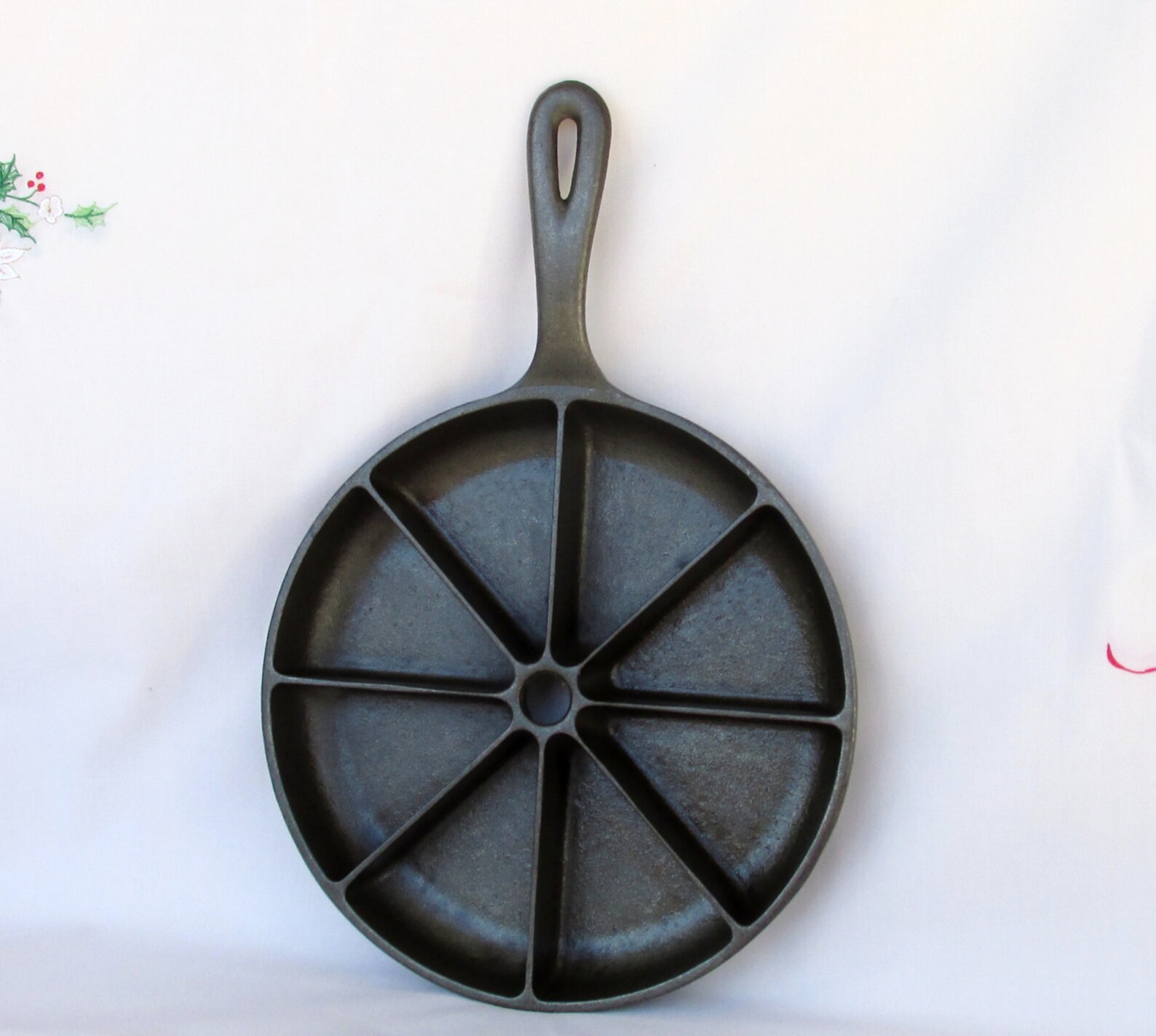Cast iron Corn Bread Skillet 8 Slice Made in USA Cornbread Etsy