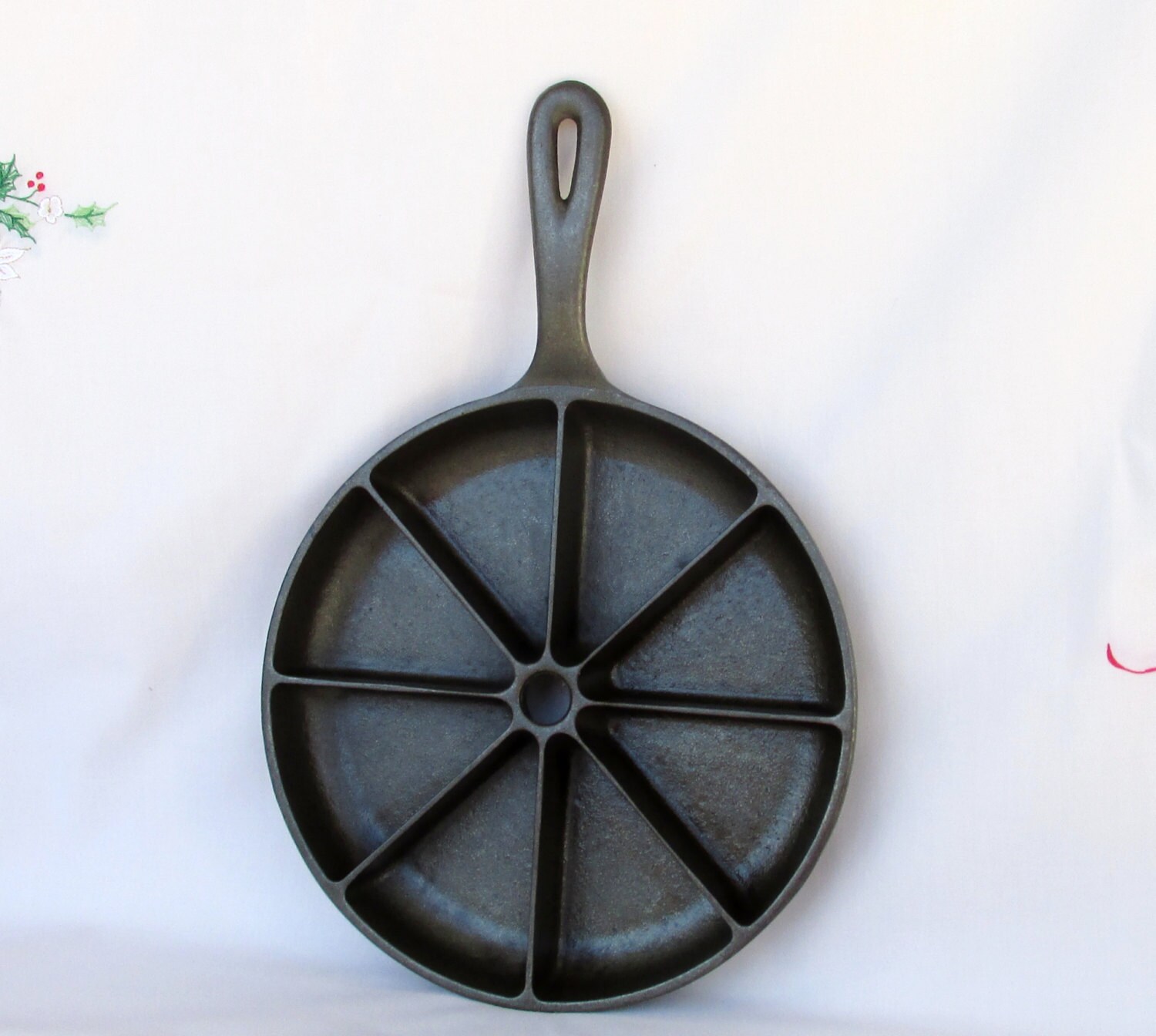 Cast iron Corn Bread Skillet 8 Slice Made in USA Cornbread Etsy