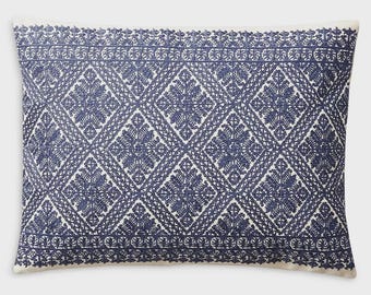 Ralph Lauren Haywood Embroidery 15" x 20" Decorative Pillow