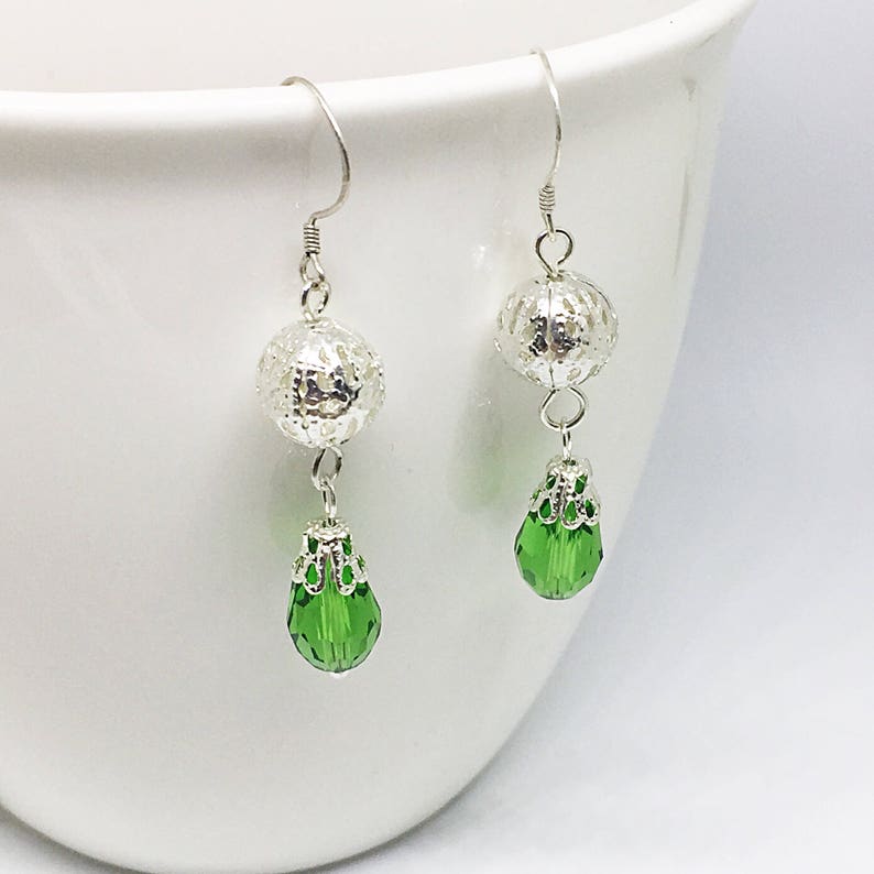 Hermoso Púrpura Facetado lágrima pendientes de filigrana plata En Bolsa De Regalo