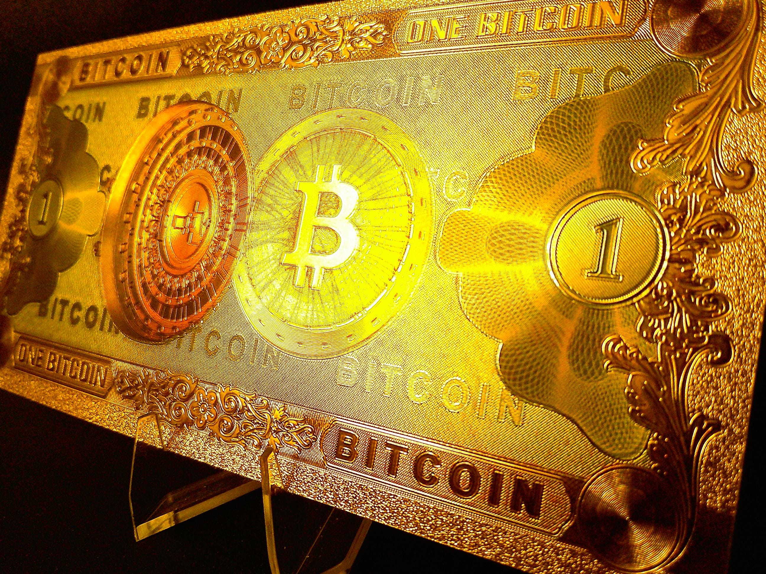 Bitcoin Gold Foil Bill – 24K Gold Plated Crypto Collectible Note – BTC  Display Piece - Etsy
