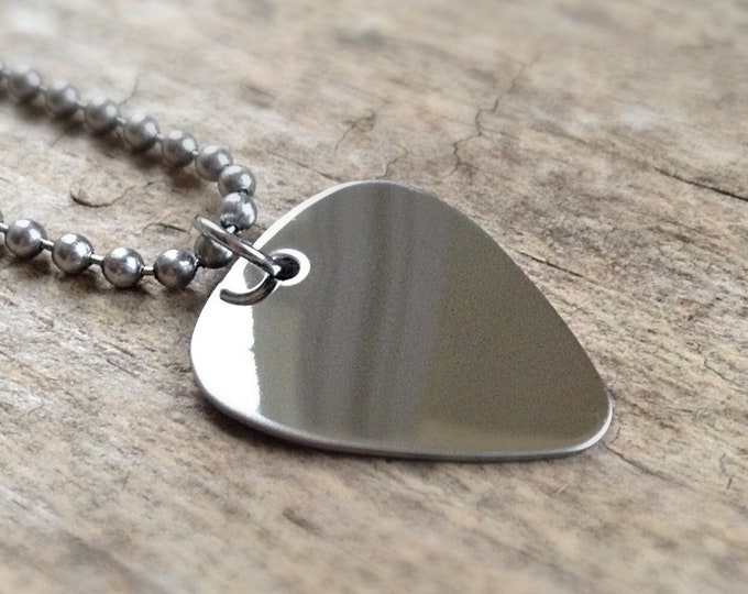 Guitar Pick Necklace for Men, Electric Guitar, Music Gifts, Guitarist Gifts, Stainless Steel Plectrum Necklace, Personalized Gifts