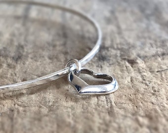 Heart Charm Bracelet, Love Bracelet, 925 Sterling Silver, Bangle Bracelet, Personalized Gifts, Minimalist Bracelet, Minimalist Jewelry