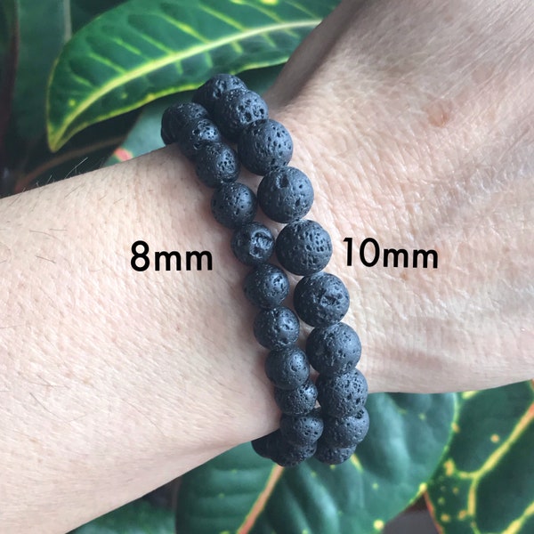 Black lava stone bracelet for men. Beaded bracelets volcanic rock beads. Rugged jewelry gift for boyfriend. Stretch bracelet home pierre.