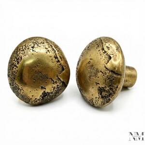 Conjunto de 2 puxadores de armário de latão maciço com design texturizado orgânico imagem 10