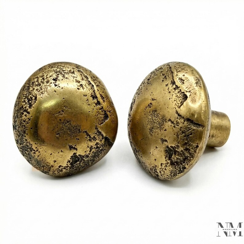 Conjunto de 2 puxadores de armário de latão maciço com design texturizado orgânico imagem 10
