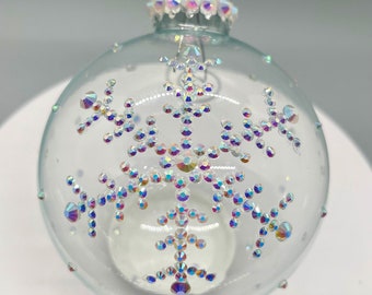 Clear Glass 3.5 inch Christmas Ball Ornament with Snowflake Crystal Design