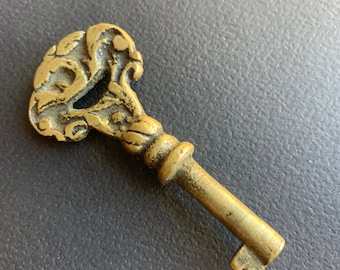 Old Elegant Brass Skeleton Key w Faded Golden Honeycomb Face - DIY Steampunk Gothic Jewelry Pendant Supply