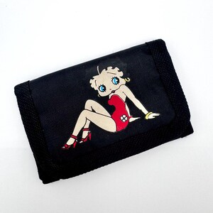 Vintage Betty Boop Black Nylon Trifold Wallet – Red Dress Pin-Up Design – 90s Retro