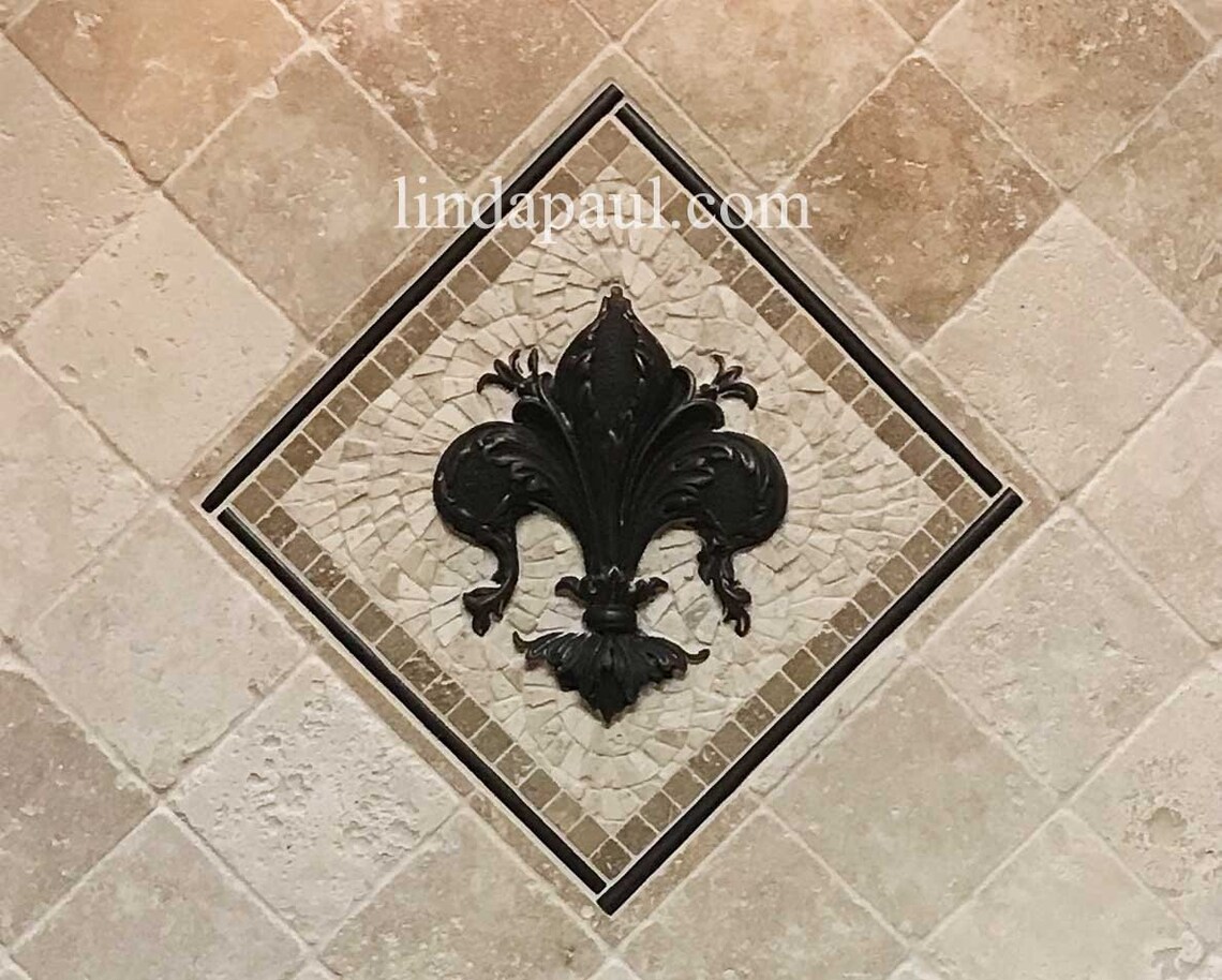 fleur de lis backsplash medallion