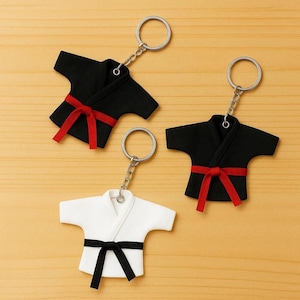 Kampfsport Schlüsselanhänger Set: Karate, Judo, Taekwondo - Symbolisches Geschenk
