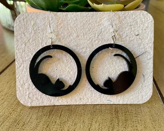 Cat Circle Earrings.  Black Acrylic.  Laser Cut.  Modern Art.  Shop Name: jillmccp