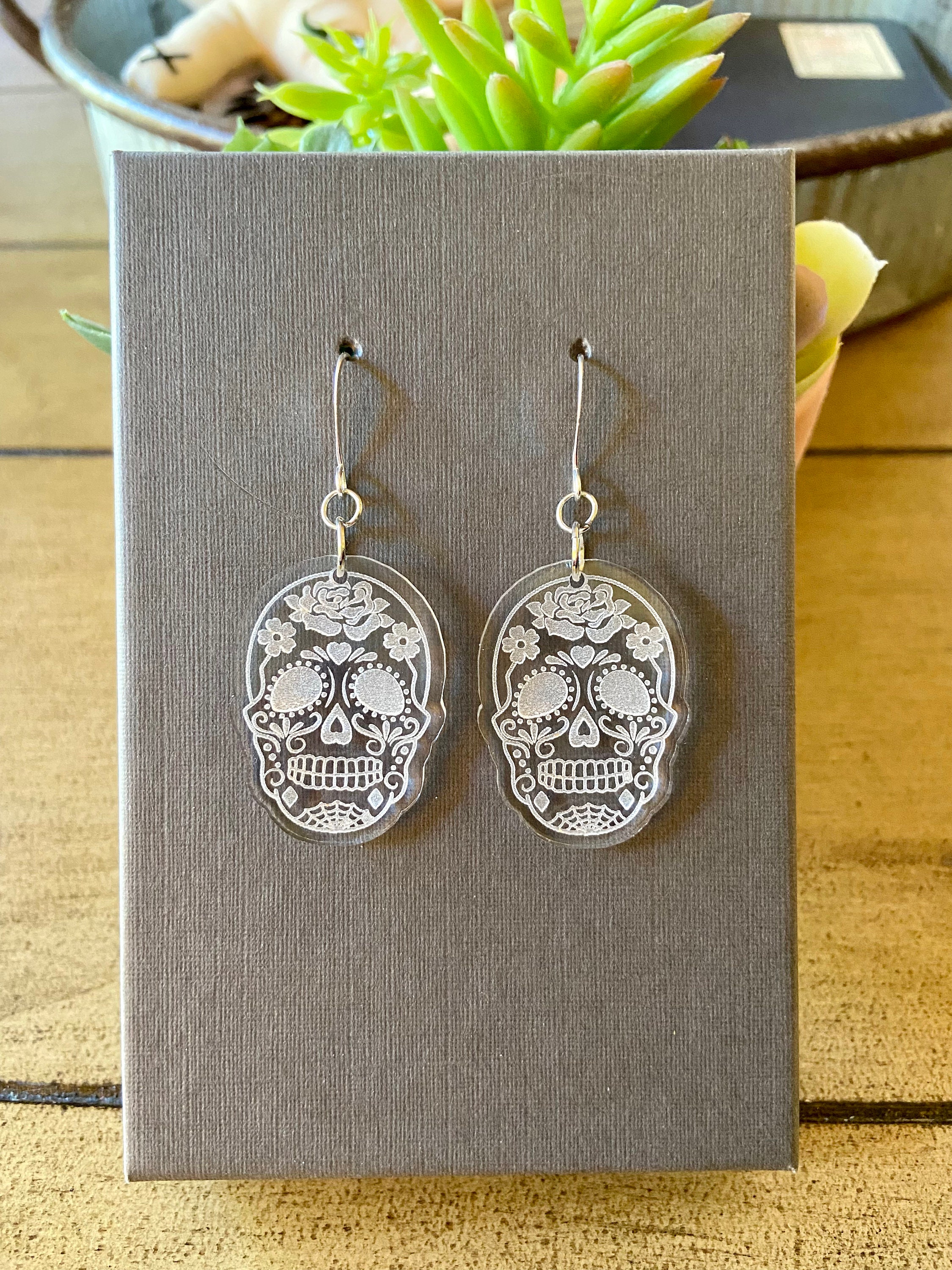 アクセサリーその他 MCQUEEN Skull earrings Silver Alexander McQueen Skull Earring | Silver | FARFETCH