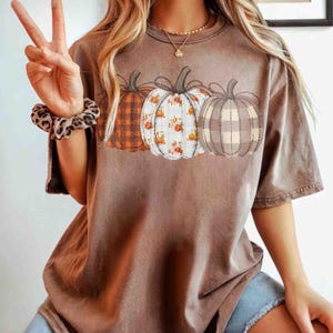 Floral Pumpkin Comfort Colors Shirt, Preppy Fall Tee