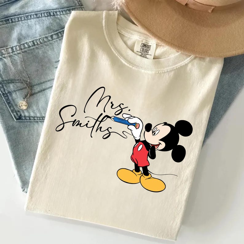 Personalized Mickey Teacher Shirt, Teacher Shirt, Mickey Mouse T-Shirt, Back To School Shirt, Custom Name Gift, Gift For Teacher bild 1