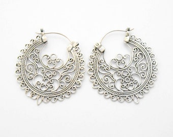 Outstanding Sterling Silver Traditional style hoop earrings, silver earrings hoop, size: 1.25 inch